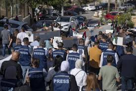 Les crimes israéliens contre les journalistes à Gaza
